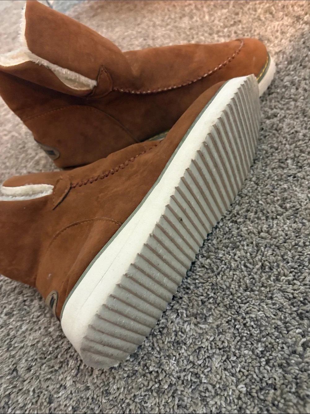 Cozy Suede Winter Boots - Tan